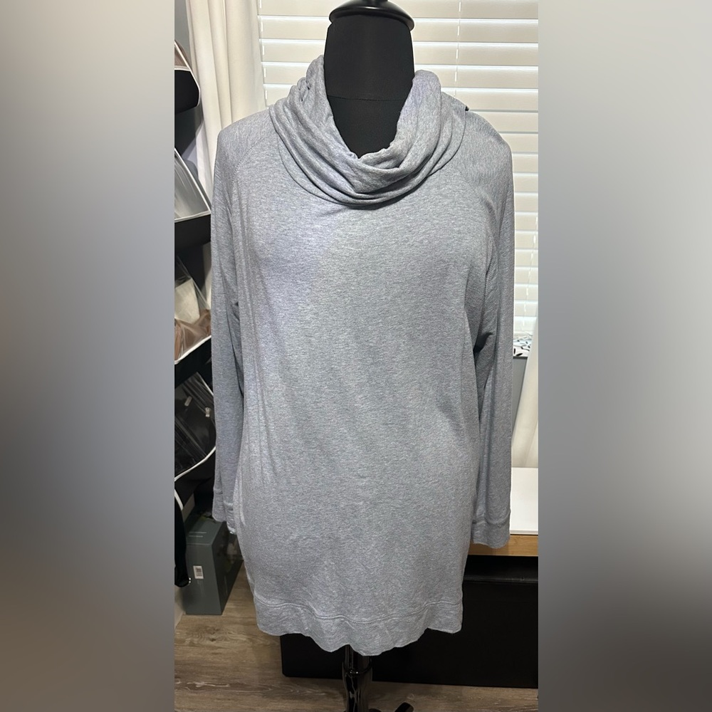 Natural Reflections Gray Long Sleeve Relaxed Tunic